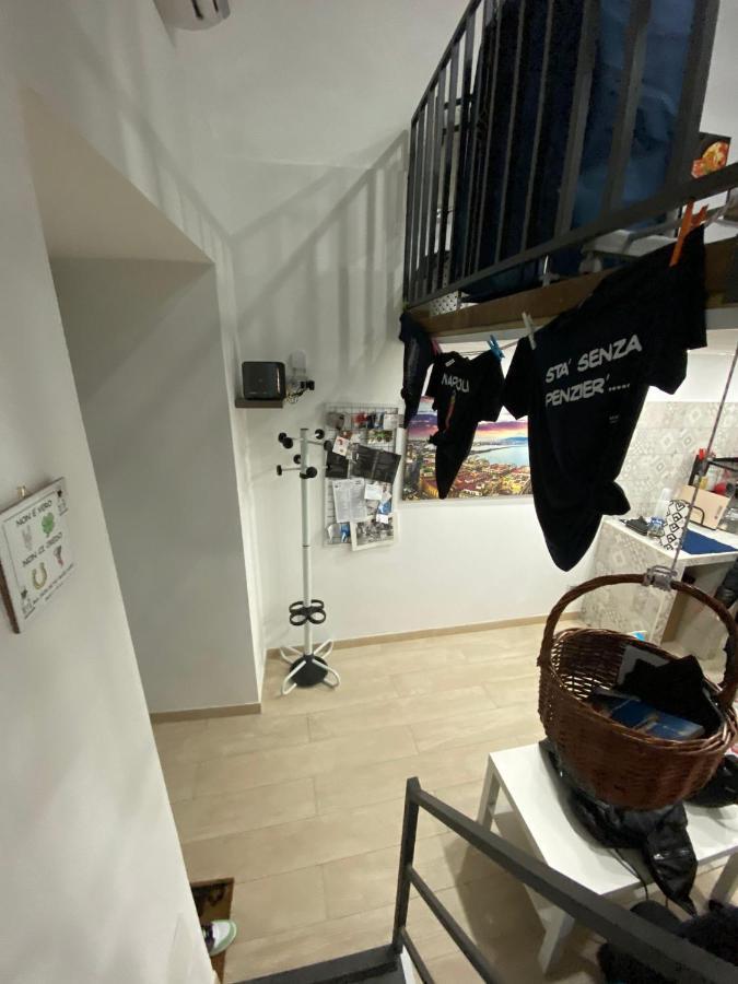 Una Notte A Napoli Luaran gambar